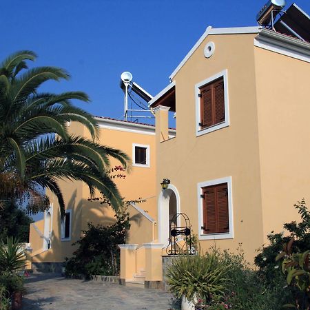 Villa Helen Arílasz Kültér fotó
