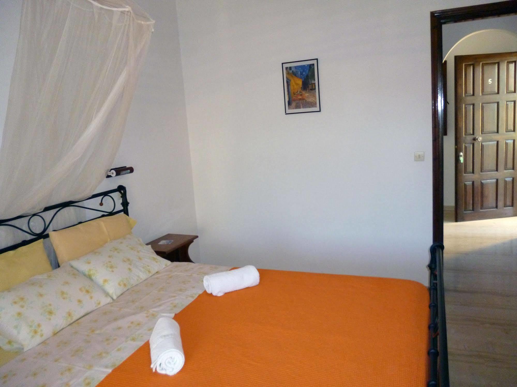 Villa Helen Arílasz Kültér fotó