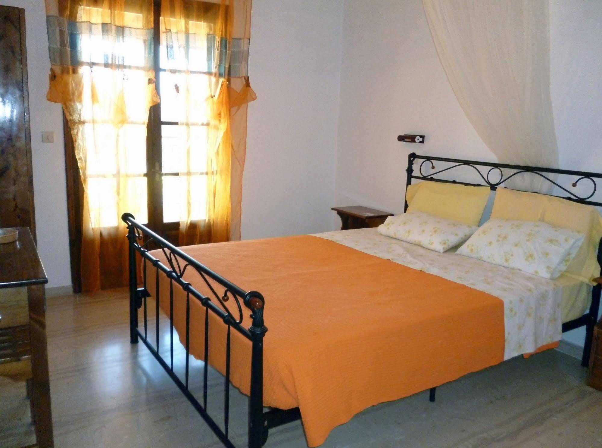 Villa Helen Arílasz Kültér fotó